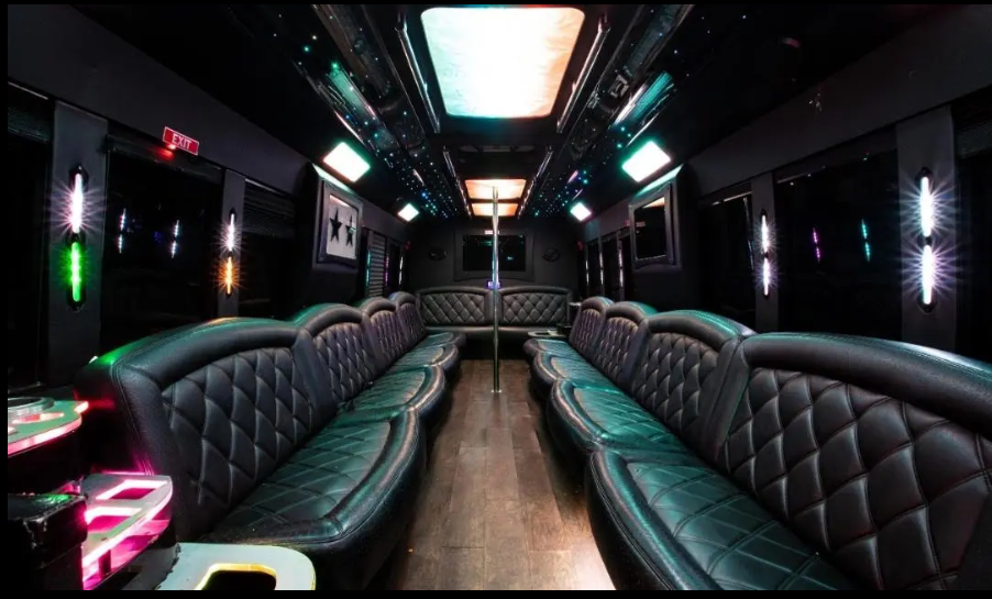 Limo luxury white party bus - Photo 5