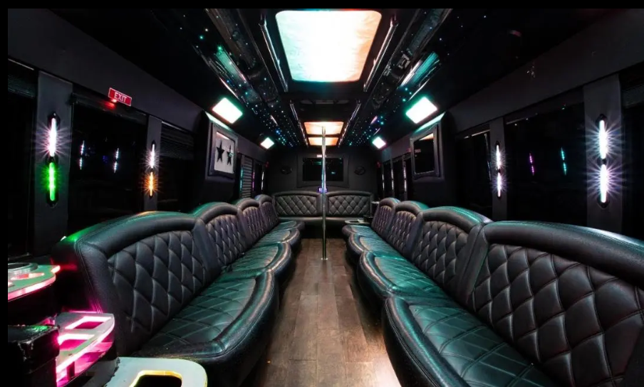 Limo luxury white party bus - Photo 7