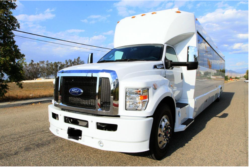 Party bus Ford F-750 white