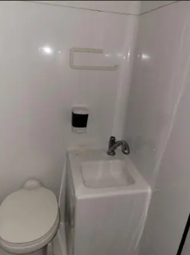 Party bus with pole 20-25 pass with bathroom - Photo 5