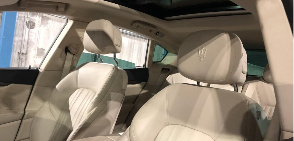 Audi A8 L Sedan 2-pass 3 bags - Photo 4