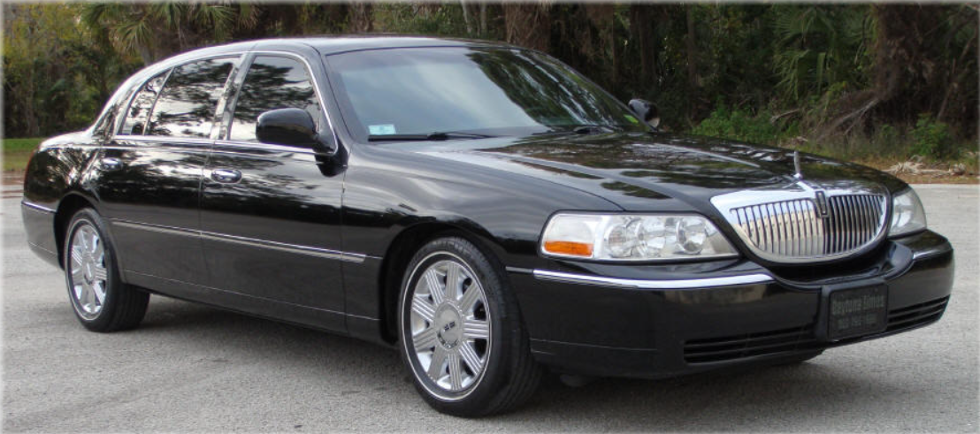 Lincon Town Car (Sedan) 2-3 pass 2 bags