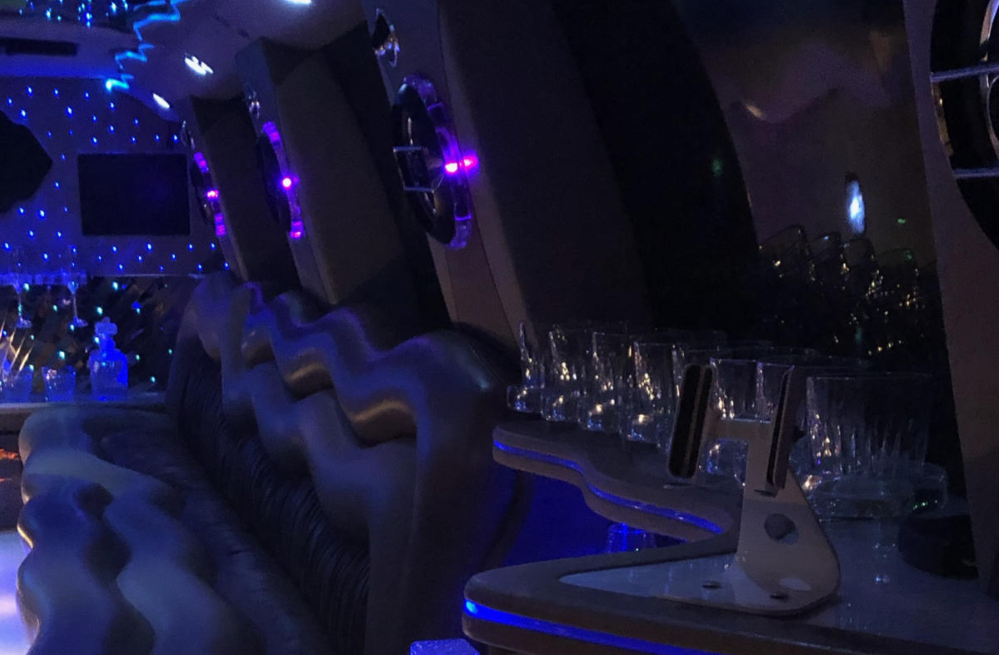 Luxury Lincoln Navegator Stretch white - Photo 6